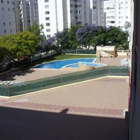 Edificio Nau * Armação de Pêra