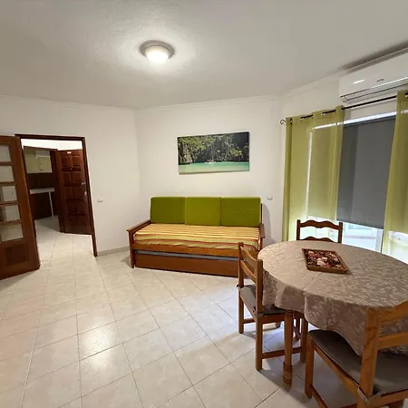 公寓 Edificio Nau Armação de Pêra