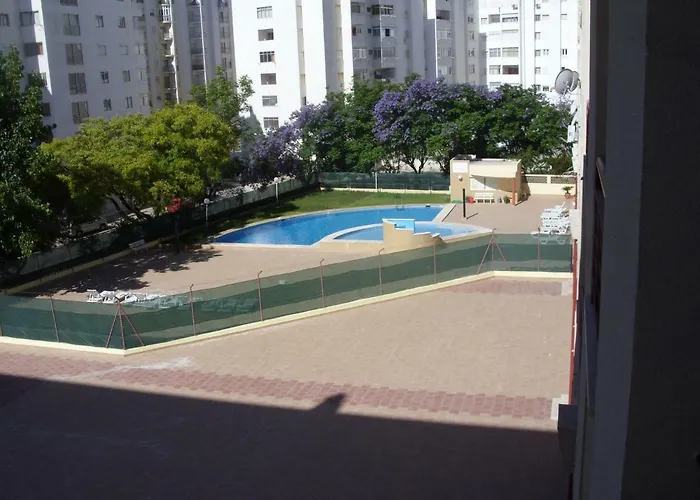 Edificio Nau * Armacao de Pera