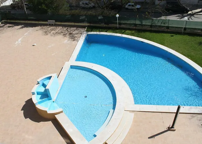 Apartment Edificio Nau Armacao de Pera